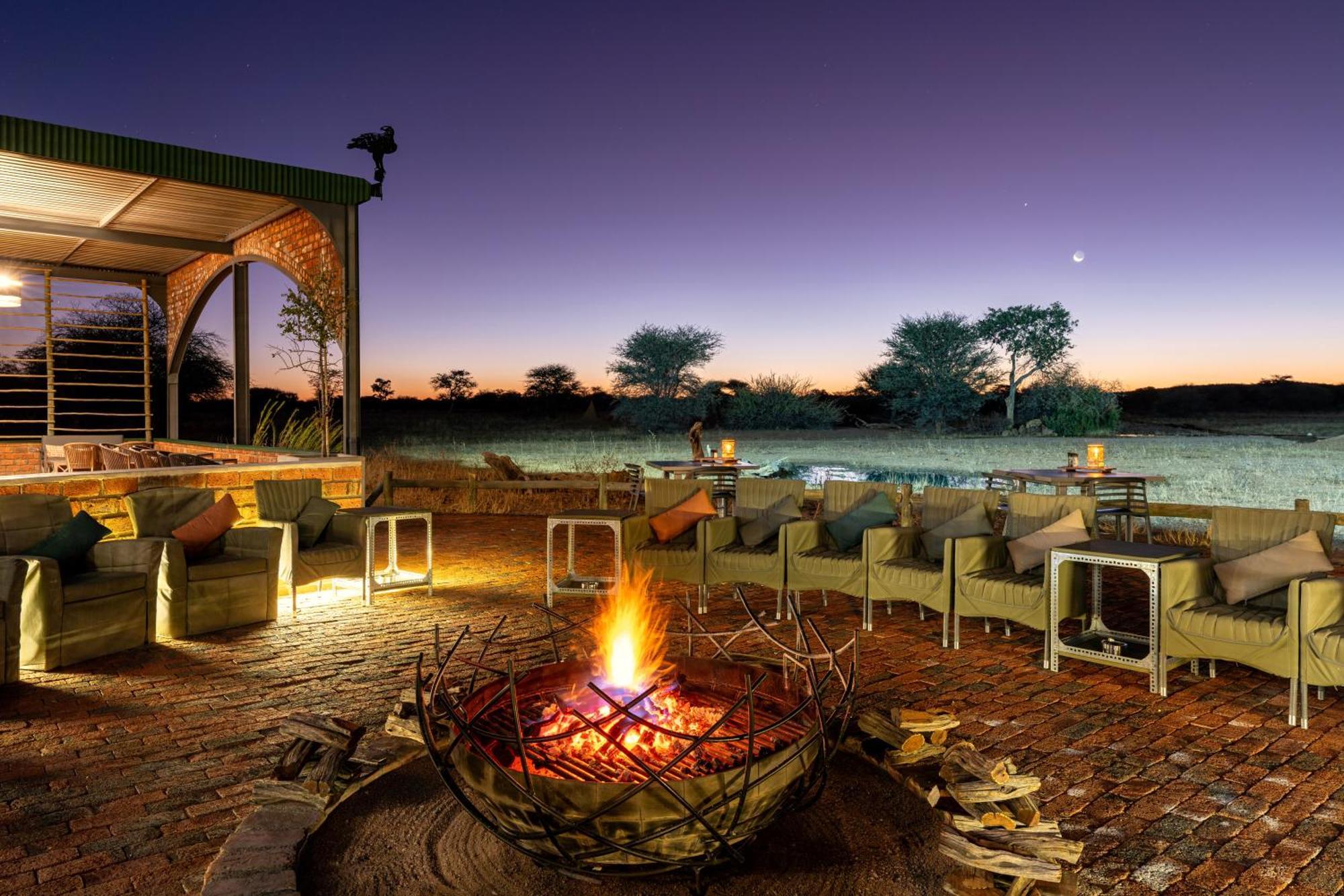 Okonjima Plains Camp Vila Otjiwarongo Exterior foto